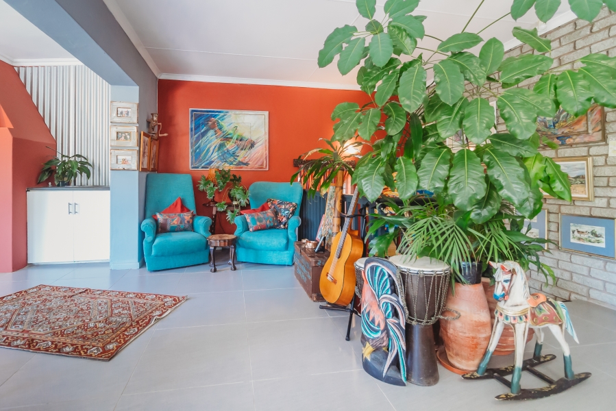 4 Bedroom Property for Sale in Denver Park Western Cape